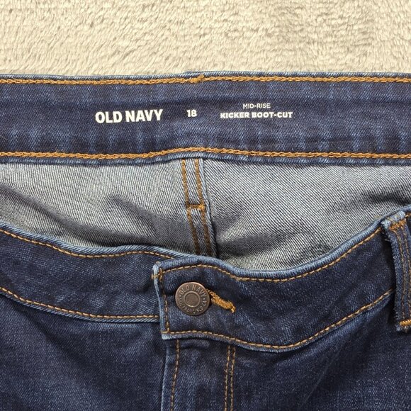 Old Navy Women's Mid-Rise Kicker Boot-Cut Blue Jeans Size 18 Dark Wash NWT - Picture 6 of 11